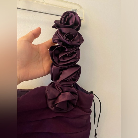 One Shoulder Rosette Strap Purple Waist Gown / Prom Dress Size Small - Picture 5 of 7